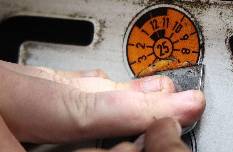 Schon nach wenigen Monaten drohen Bußgelder, und im Falle eines Unfalls kann die Versicherung Probleme machen.