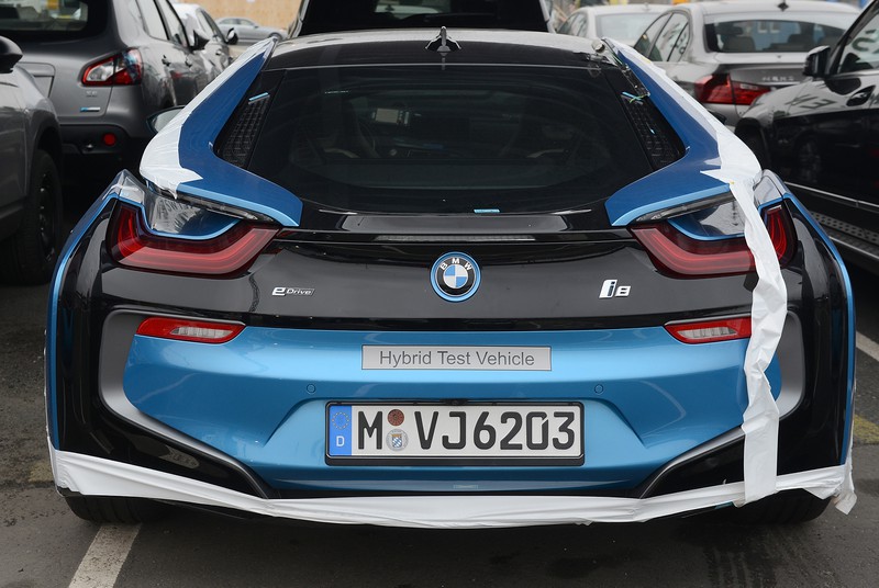 Rotes Auto-Kennzeichen: Was steckt dahinter?