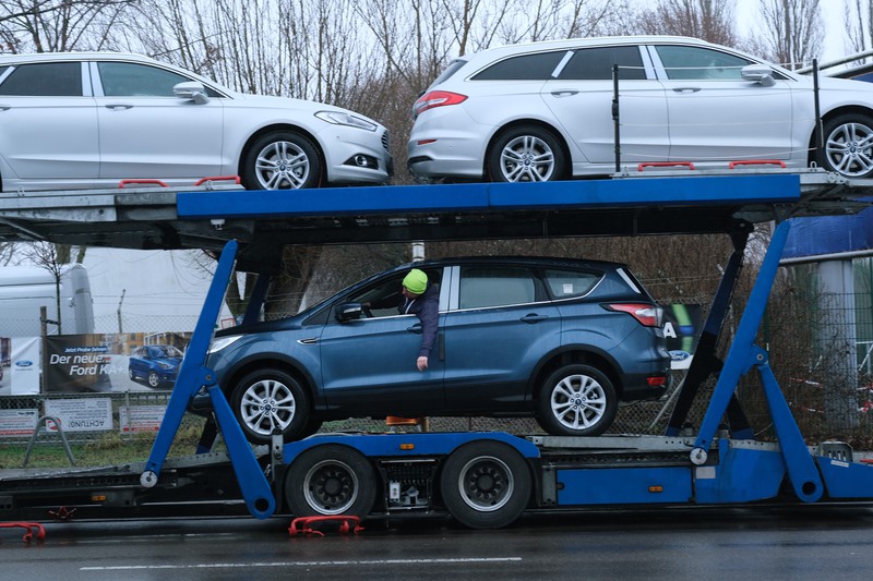 Rotes Auto-Kennzeichen: Was steckt dahinter?