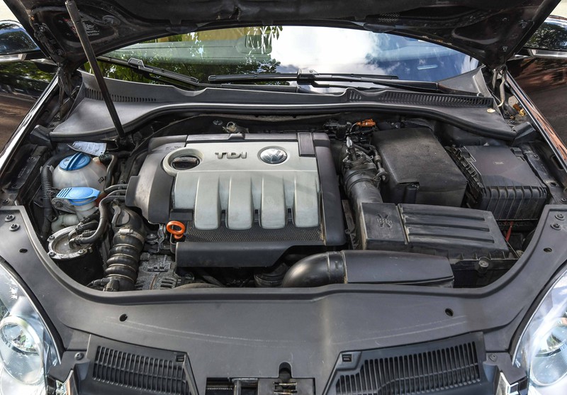 Die meisten Autohersteller steigen von Diesel- auf Verbrennungsmotoren um.