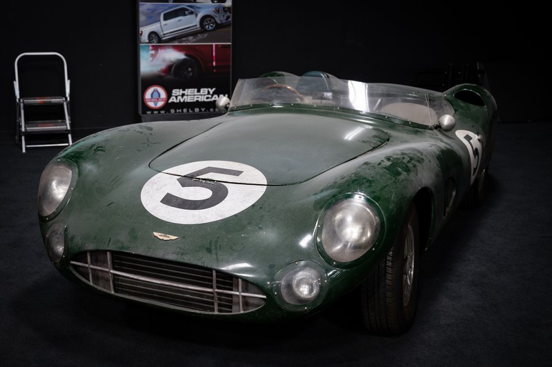 Der Aston Martin DBR 1 schafft es mit 20,9 Mio. Euro auf Platz 8 der teuersten Oldtimer aller Zeiten.