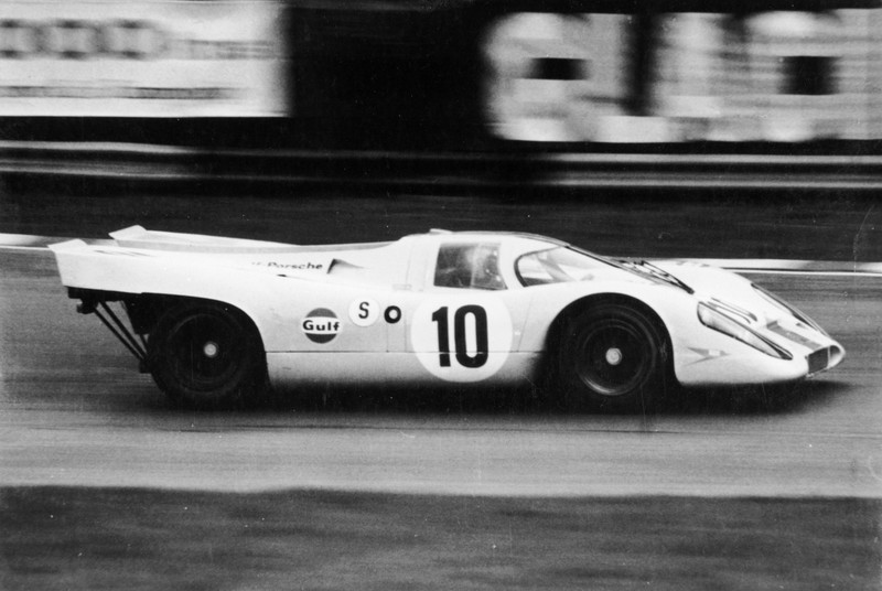 Der Porsche 917 ist einer der legendärsten Rennwagen, der gebaut wurde.