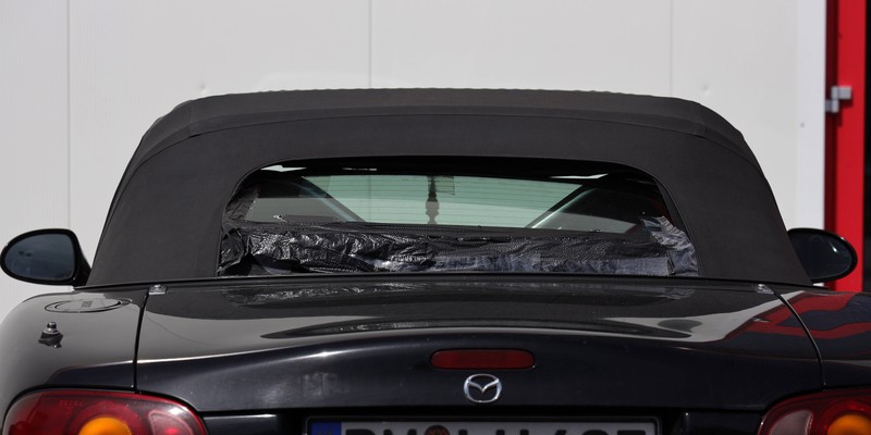 Auch die Heckscheibe sollte richtig gepflegt werden.