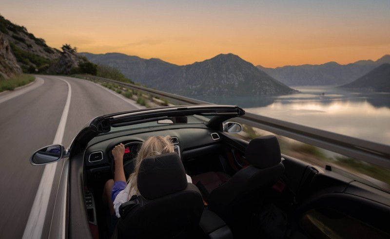 Du kannst mit einfachen Tricks dafür sorgen, dass dein Cabrio im Sommer einen optimalen Zustand hat.