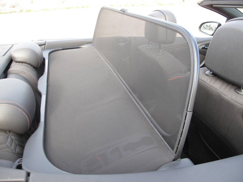 Ein Windschott kann dich bei kühleren Temperaturen schützen.