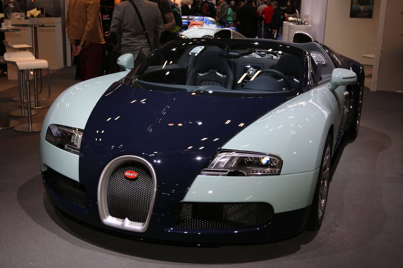 Wer es bei einer Verfolgung mit dem Bugatti Veyron zu tun bekommt, hat schlechte Karten
