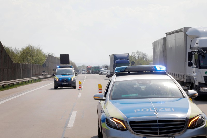 Die Strafen für die Vergehen können dich hart treffen.