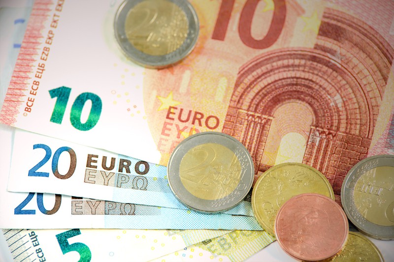 2 Euro der Liter: Heftige Steuererhöhung bei den Spritpreisen