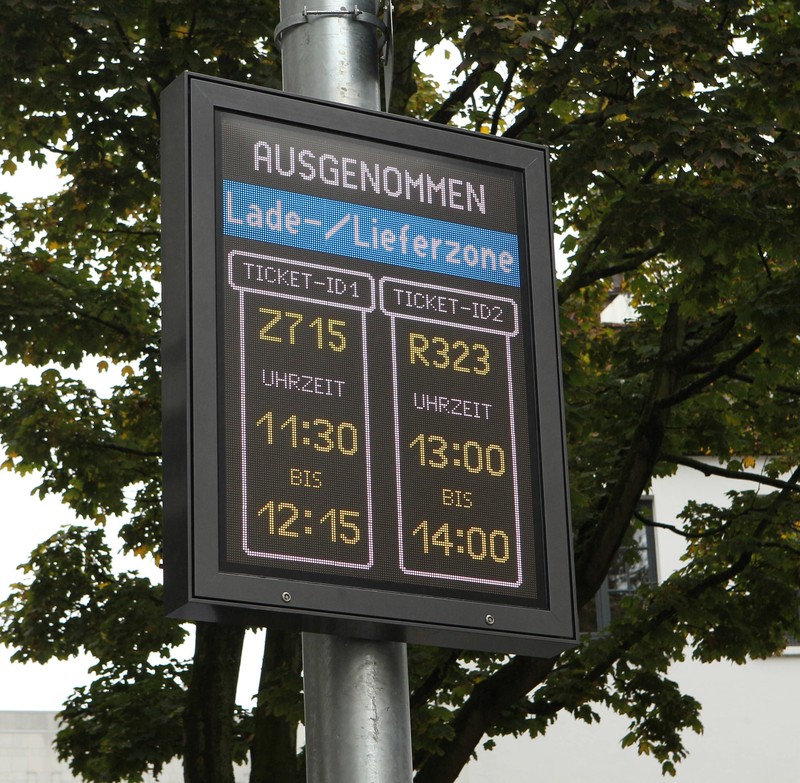 In Ladezonen darf man grundsätzlich parken, man muss allerdings die Zeiträume einhalten.