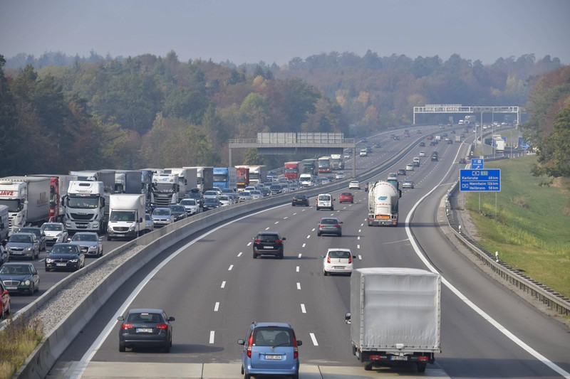 Autobahn in Deutschland, auf der es keine Mindestgeschwindigkeit gibt