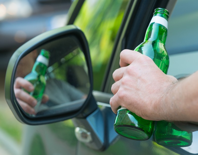 Beim Autofahren sollte man dennoch kein Bier trinken.