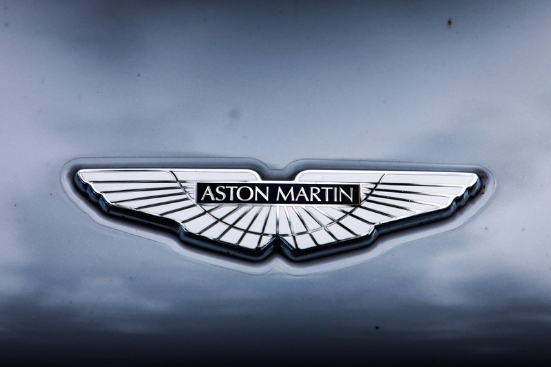 Aston Matrin ist bekannt als das Auto von Agent 007.