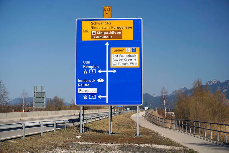 Die längste Autobahn in Deutschland ist die A7.