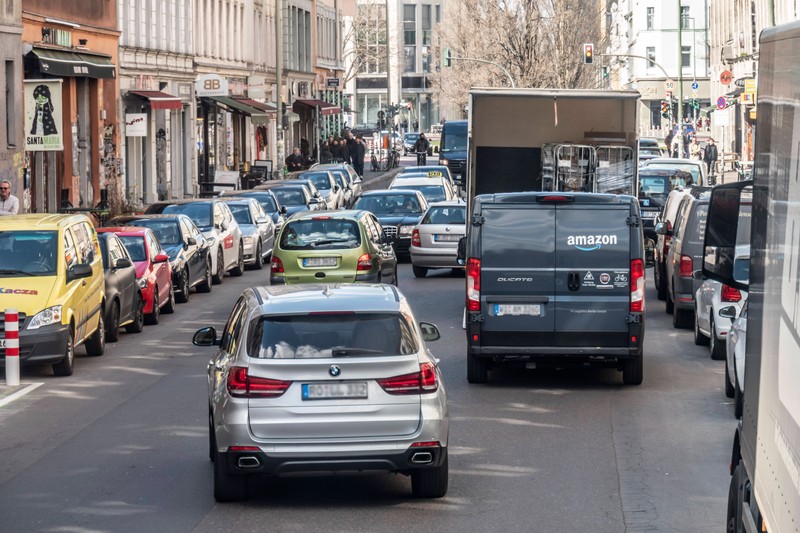 Parken in zweiter Reihe wird teuer bestraft!