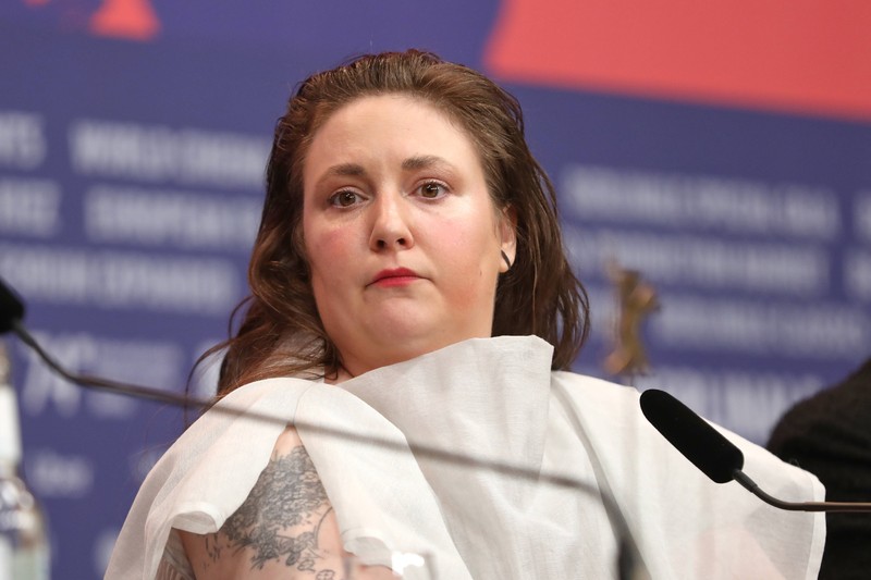 Lena Dunham hat keinen Führerschein.