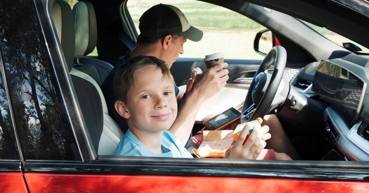 Lange Autofahrten im Sommer: Diese Tipps erleichtern den Roadtrip