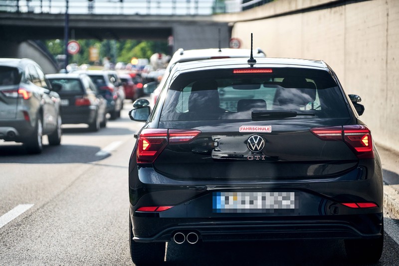 In Bayern fällt gut ein Drittel der Fahrschüler*innen durch.
