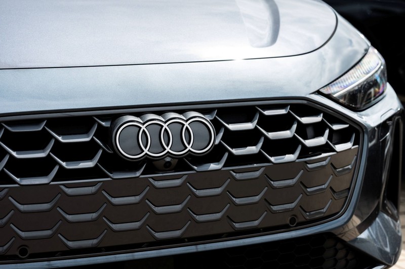 Das Markenlogo von Audi präsentiert sich seit 1932 mit vier Ringen.