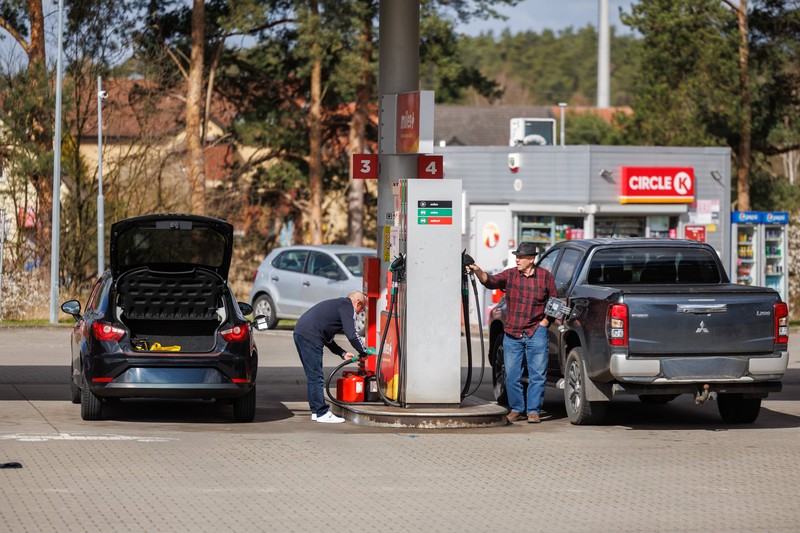 Polen greift bis zum 31. August kräftig in die Spritpreise ein.